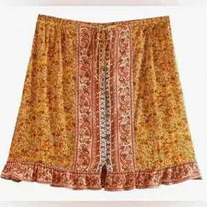 Arnhem Skirt size 12 AUSTRALIAN BRAND